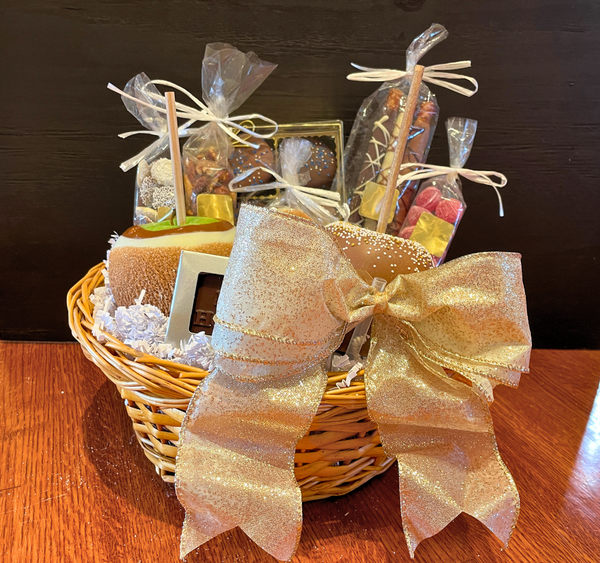2025 Holiday $75 Gift Basket
